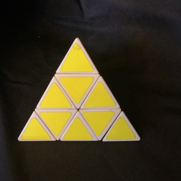 VTG 1981 Pyraminx by TOMY 3D Pyramid Triangle Puzzle Rubiks Cube brain teaser - Picture 3 of 12